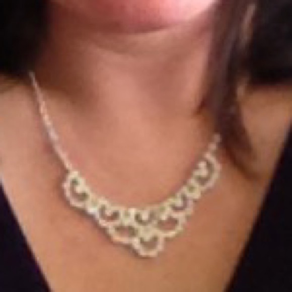 Necklace and bracelet set - Picture 2 of 2